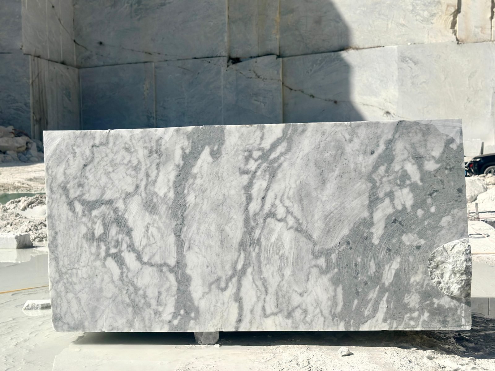 Raw Indian marble block at the quarry face